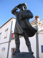 A close-up of the Columbus statue in Cuba. 