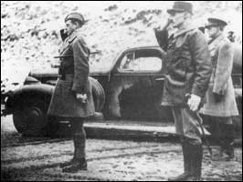 The Duke "inspecting" French    