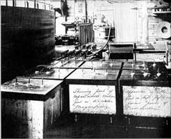 Tesla's large scale oscillating apparatus. 